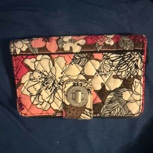 Floral Quilted Wallet Vera Bradley EUC